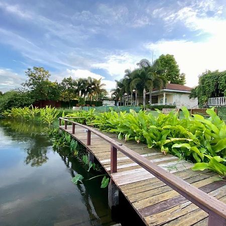 Ruen Maihom Riverside Cottage Kanchanaburi Dış mekan fotoğraf