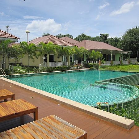Ruen Maihom Riverside Cottage Kanchanaburi Dış mekan fotoğraf