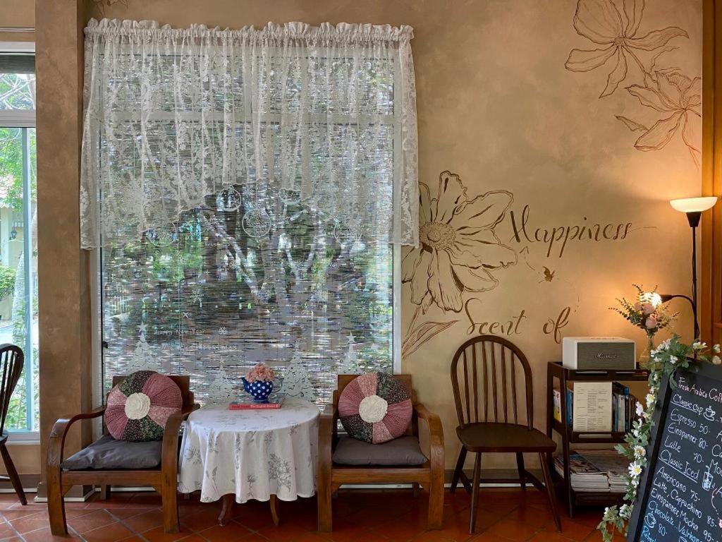 Ruen Maihom Riverside Cottage Kanchanaburi Dış mekan fotoğraf