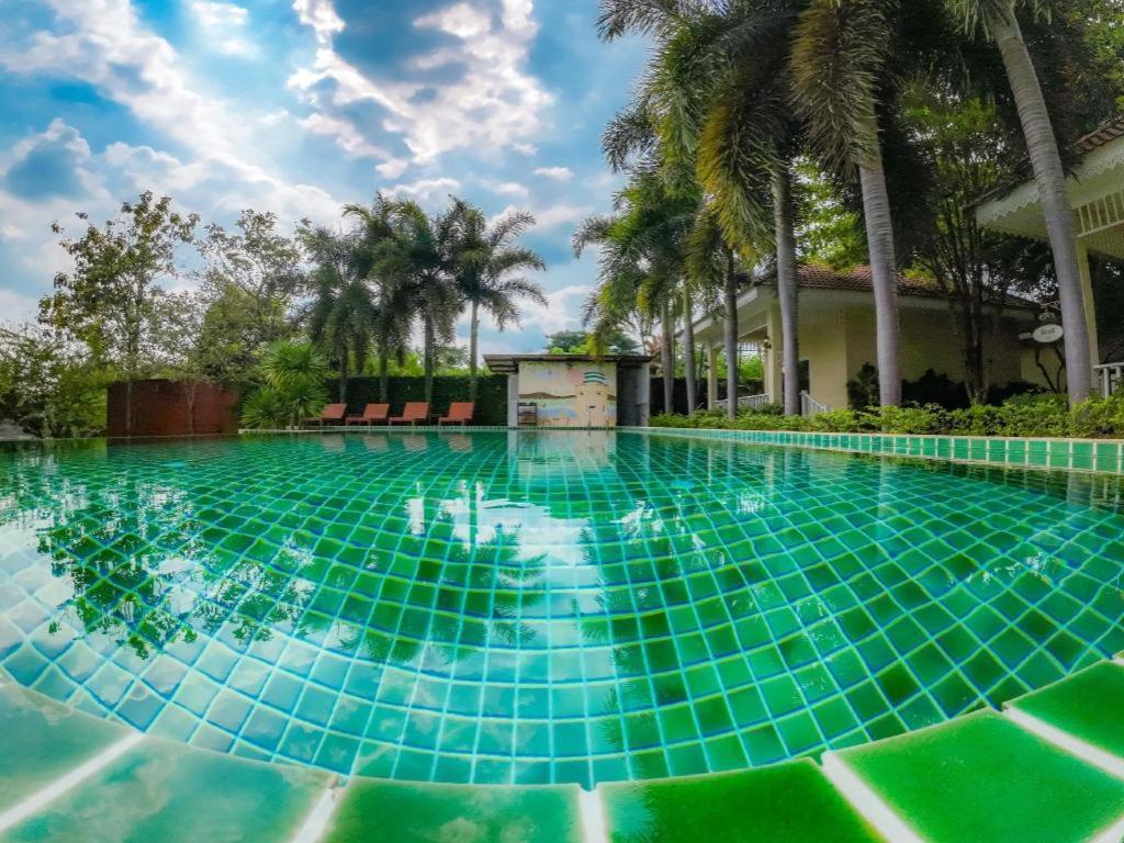 Ruen Maihom Riverside Cottage Kanchanaburi Dış mekan fotoğraf