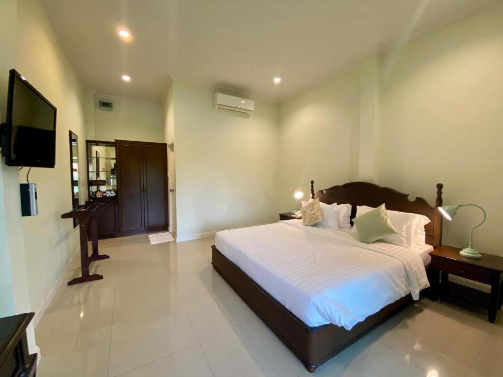 Ruen Maihom Riverside Cottage Kanchanaburi Dış mekan fotoğraf